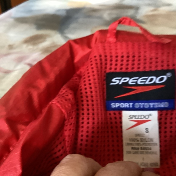 Men’s Speedo wind breaker S red - Picture 2 of 4